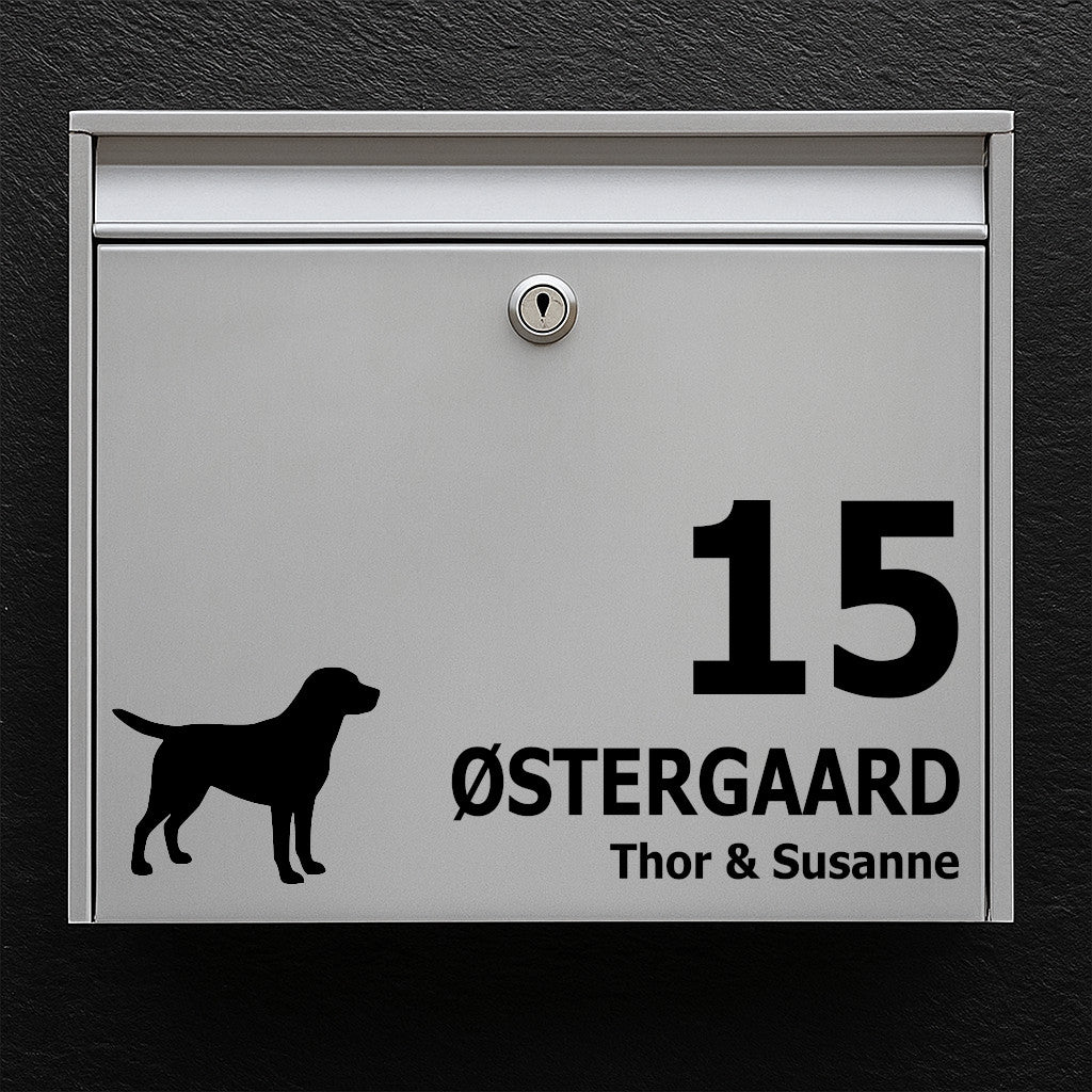 Briefkastenschild – Labrador-Motiv – individuelle Hausnummer und Namen – robuster Aufkleber für den Außenbereich