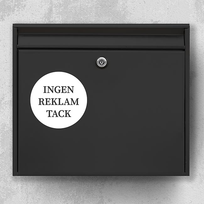 Briefkasten mit rundem „Bitte keine Werbung“-Schild – weißer Kreis auf schwarzer Tür, wetterfester Aufkleber