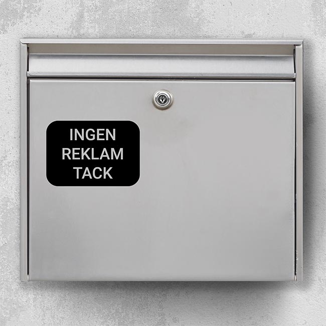 Briefkastenaufkleber „Bitte keine Werbung“ – schwarz, rechteckig mit abgerundeten Ecken auf silbernem Briefkasten