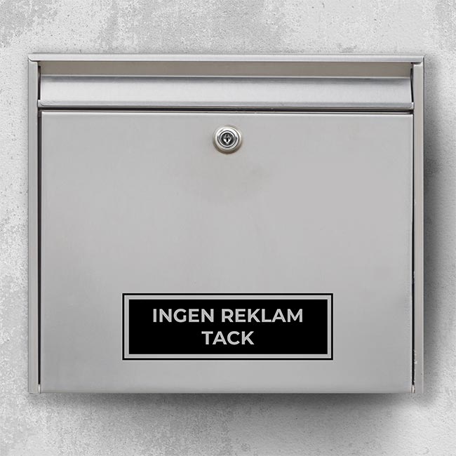 Briefkastenaufkleber „Bitte keine Werbung“ – schwarzes rechteckiges Abzeichen auf einem Stahlbriefkasten, wetterfester Aufkleber „Bitte keine Werbung“