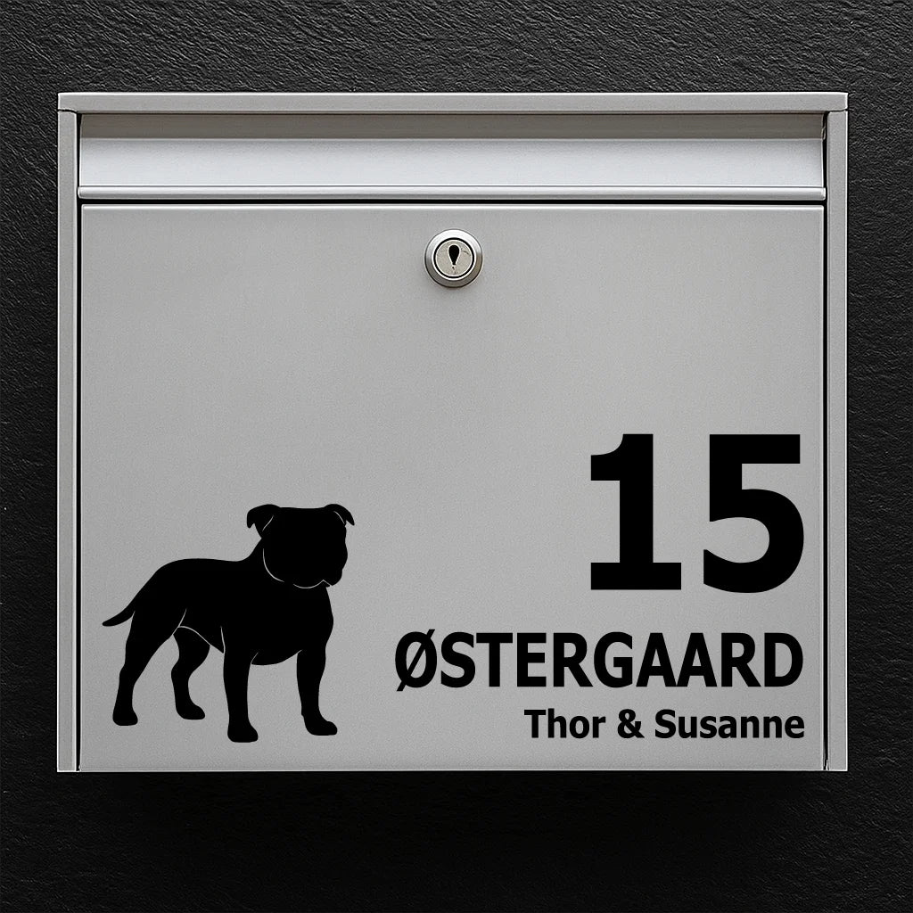 Briefkastenaufkleber mit Staffordshire Bullterrier